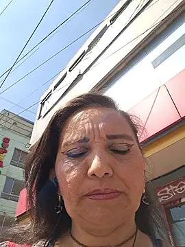 Alexamontiel  online show from February 28, 2026, 3:13 pm