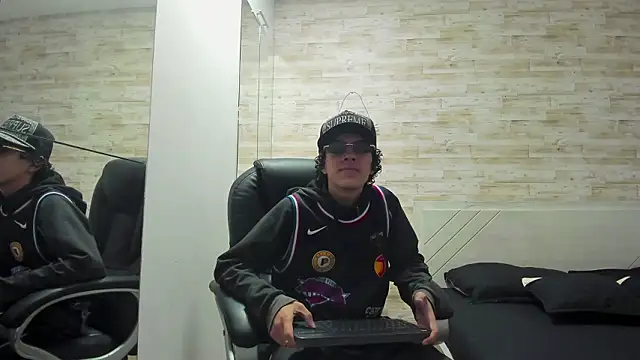 Snapshot of Jordi_Cooper chatting on February 26, 2026, 7:46 pm Jordi Cooper online show from February 26, 2026, 7:46 pm