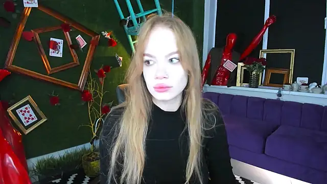 AmyNox online show from April 18, 2026, 5:11 am