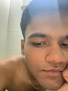 Dazzling dude online show from April 14, 2026, 6:36 pm