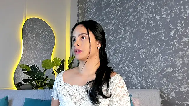 emma  summers online show from March 24, 2026, 7:41 pm