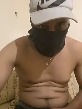 casaouisexy online show from May 23, 2026, 10:47 pm