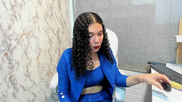 candice johnss online show from February 12, 2026, 12:44 pm