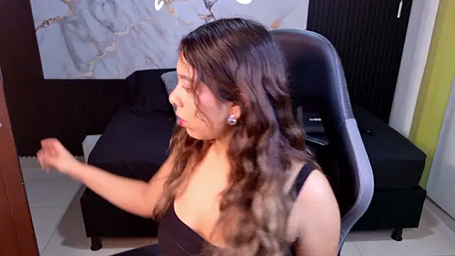 Snapshot of Sophie19__ chatting on February 25, 2026, 12:26 pm Sophie19 online show from February 25, 2026, 12:26 pm