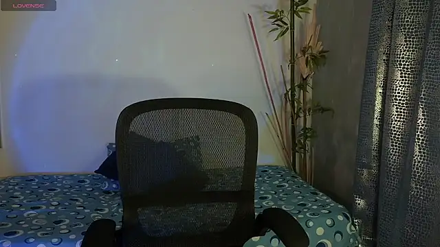 Snapshot of eithan_jonnes chatting on February 25, 2026, 10:52 pm eithan jonnes online show from February 25, 2026, 10:52 pm