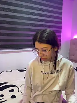 Snapshot of Deva_00 chatting on February 12, 2026, 11:00 pm Deva 00 online show from February 12, 2026, 11:00 pm