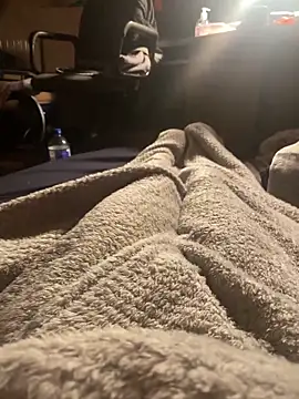 Snapshot of Riwwil chatting on February 10, 2026, 2:26 am Riwwil online show from February 10, 2026, 2:26 am