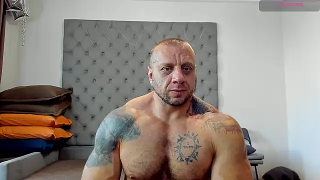 Snapshot of Samson_Legend chatting on July 8, 2026, 9:47 am Samson Legend online show from July 8, 2026, 9:47 am