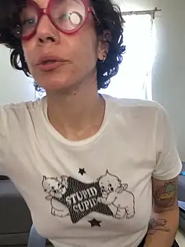 JeanneDuval8888 online show from March 4, 2026, 9:10 pm