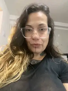 MissTamis online show from February 10, 2026, 8:18 am