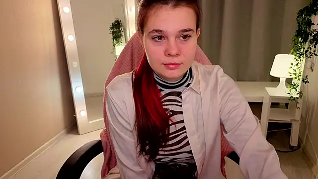 Snapshot of Monaswetty chatting on February 28, 2026, 7:31 am Monaswetty online show from February 28, 2026, 7:31 am