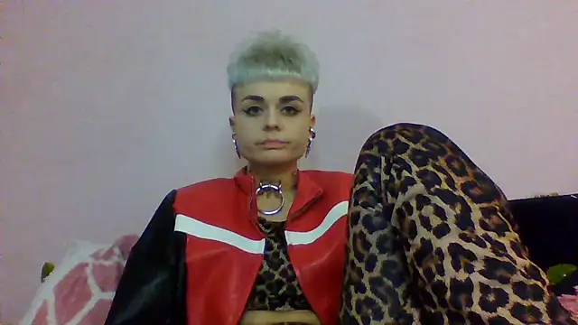 Snapshot of AlisaDear257 chatting on February 17, 2026, 12:23 pm AlisaDear257 online show from February 17, 2026, 12:23 pm