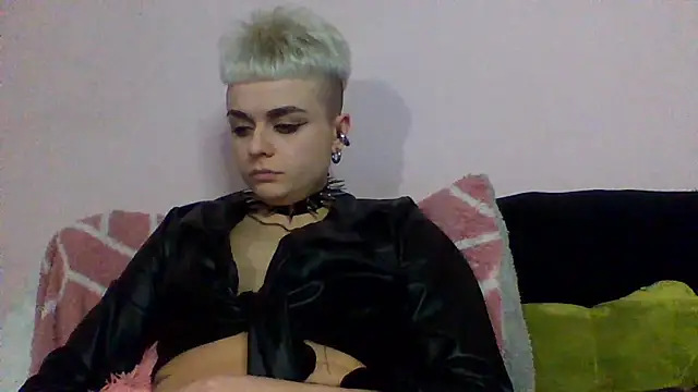 Snapshot of AlisaDear257 chatting on March 2, 2026, 7:43 pm AlisaDear257 online show from March 2, 2026, 7:43 pm