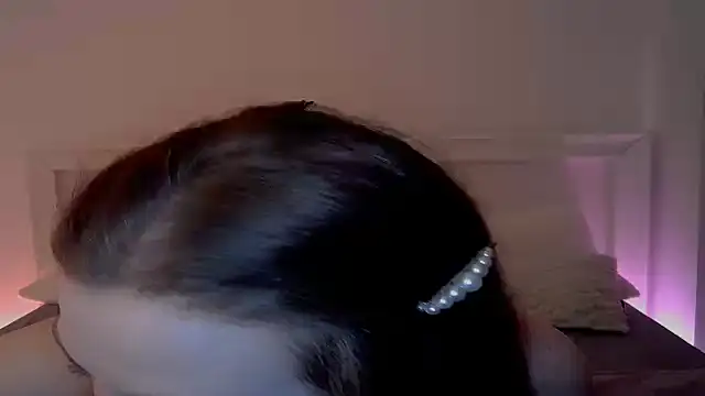 Snapshot of ElenaVoss chatting on February 10, 2026, 7:18 pm ElenaVoss online show from February 10, 2026, 7:18 pm