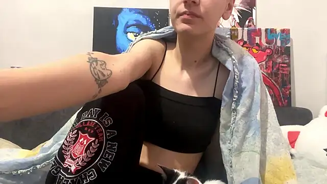 Snapshot of Sweety_Burger chatting on February 28, 2026, 12:17 pm Sweety Burger online show from February 28, 2026, 12:17 pm