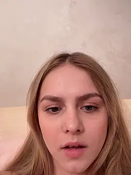 lillit vivit online show from February 19, 2026, 11:17 am