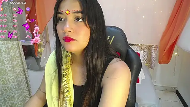 Snapshot of Sita_Nair chatting on April 16, 2026, 12:28 pm Sita Nair online show from April 16, 2026, 12:28 pm