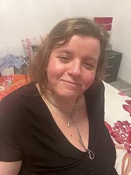 Snapshot of Laura-Loveyou chatting on February 16, 2026, 3:08 pm Laura-Loveyou online show from February 16, 2026, 3:08 pm