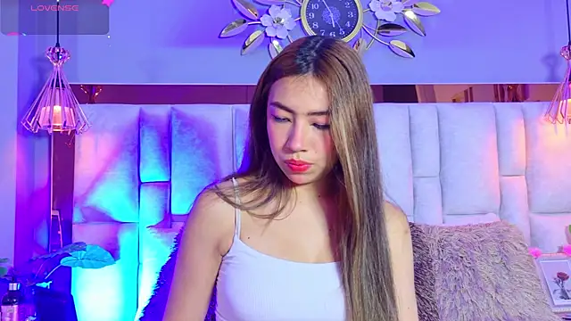 Snapshot of ValeryGomezz chatting on July 1, 2026, 2:51 pm ValeryGomezz online show from July 1, 2026, 2:51 pm