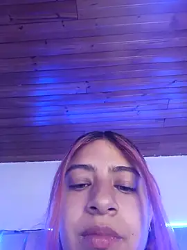 lunabloom2 online show from March 3, 2026, 2:01 pm