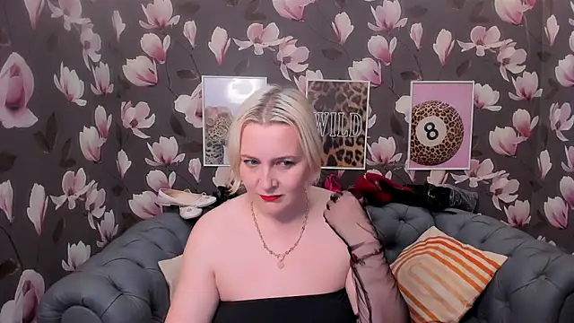 Victoria Notti online show from April 15, 2026, 10:55 am