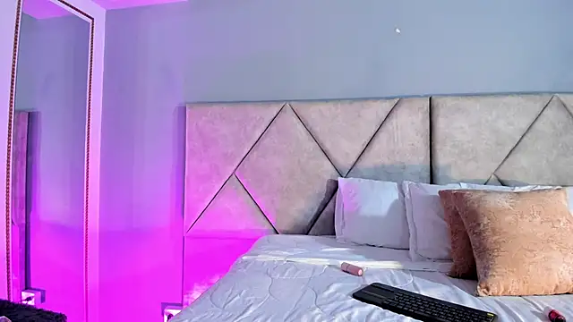 KaattyDoll online show from February 12, 2026, 8:15 pm