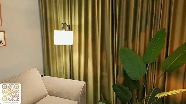 honey kors online show from March 23, 2026, 4:11 pm