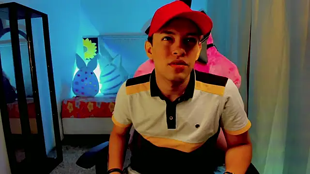 Top and bottom online show from April 6, 2026, 8:43 pm