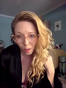 NikkiB653466 online show from February 11, 2026, 7:52 pm