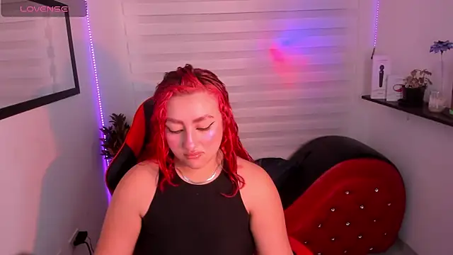 Emily Jonesh online show from March 31, 2026, 12:27 pm