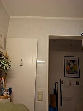 Snapshot of EddyRise- chatting on February 21, 2026, 6:42 pm EddyRise- online show from February 21, 2026, 6:42 pm