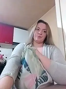 HotStepmommy4 online show from February 19, 2026, 10:50 pm