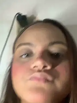 ayla0881 online show from April 13, 2026, 9:53 pm