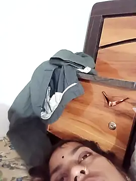 Anjli hote online show from February 25, 2026, 11:36 pm