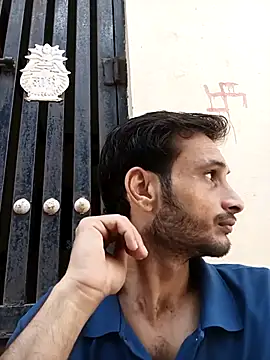 Beinghorny83 online show from April 5, 2026, 3:58 am