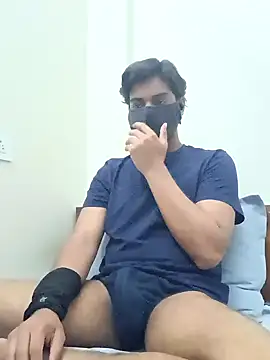 notanerd22 online show from April 18, 2026, 7:40 pm