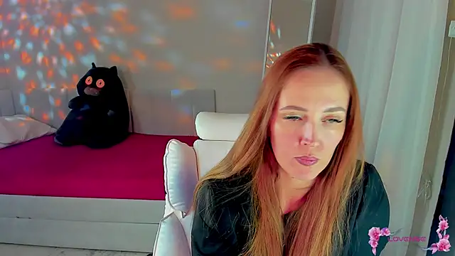 she wolf online show from March 31, 2026, 1:11 pm