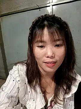 Girl-crazy1 online show from March 7, 2026, 2:03 pm