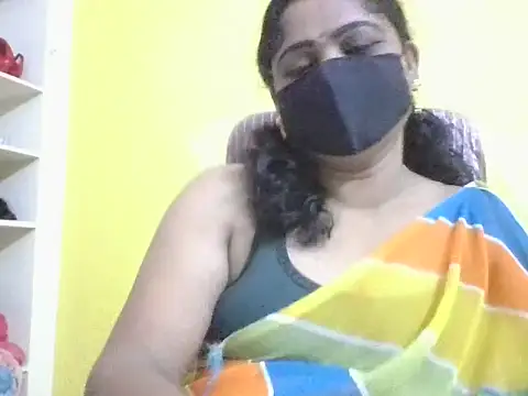 anu-reddyy online show from May 29, 2026, 4:32 am