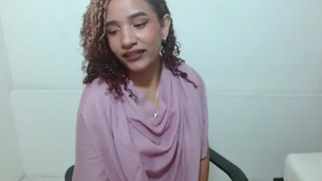 Snapshot of Alice_Grinnerk chatting on February 16, 2026, 1:51 pm Alice Grinnerk online show from February 16, 2026, 1:51 pm