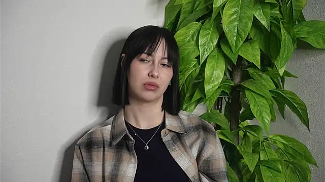 Snapshot of AngeleLuster chatting on February 28, 2026, 5:08 am AngeleLuster online show from February 28, 2026, 5:08 am