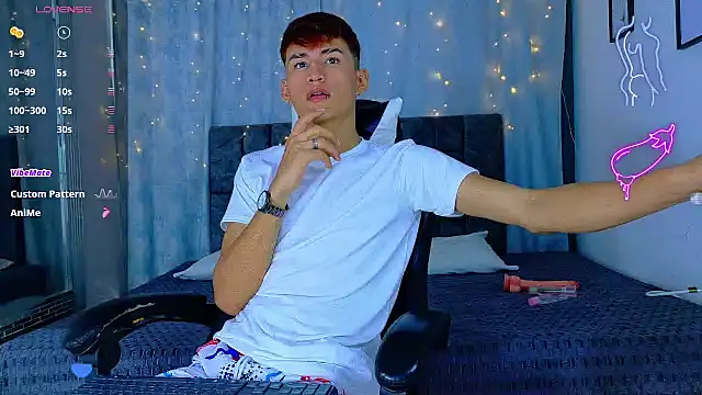 NicolasTorrez online show from April 4, 2026, 9:56 pm