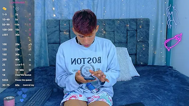 NicolasTorrez online show from April 14, 2026, 4:18 am