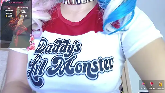 Hazumi Tsu online show from April 28, 2026, 5:01 am