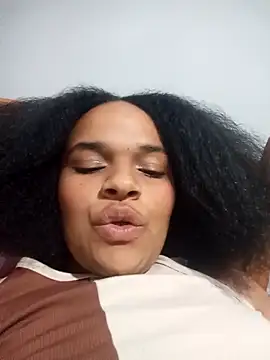 sexygirlatin online show from February 25, 2026, 7:18 am