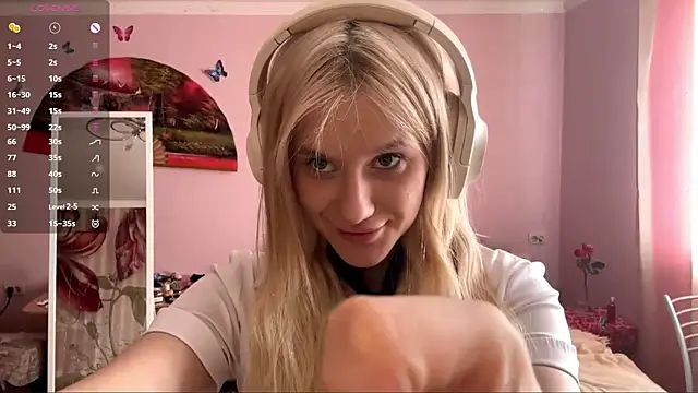 Snapshot of MelissaZaria chatting on April 22, 2026, 6:49 am MelissaZaria online show from April 22, 2026, 6:49 am