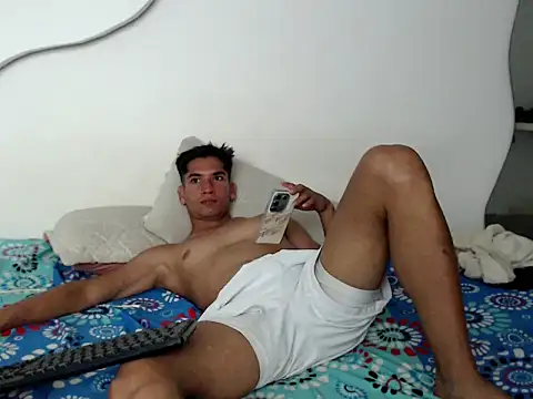 Snapshot of johanoro333 chatting on March 8, 2026, 1:47 am johanoro333 online show from March 8, 2026, 1:47 am