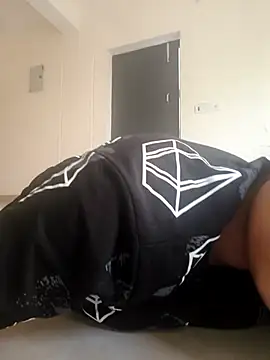 jann hot1 online show from March 10, 2026, 7:46 am