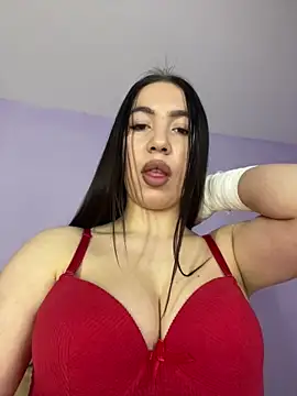 Snapshot of I_amSis chatting on February 22, 2026, 9:35 pm I amSis online show from February 22, 2026, 9:35 pm