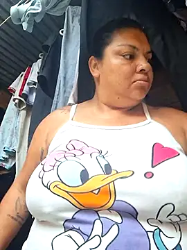 Juli Powl online show from February 15, 2026, 11:41 am